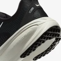Nike Vomero 18 мужские Road Running Кроссовки (Extra Wide) цвет черный