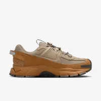 Nike Zoom Vomero Roam женская Winterized Кроссовки цвет коричневый
