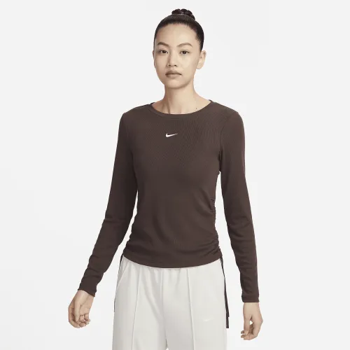 Nike Sportswear Essential женская Ribbed Long-Sleeve Mod Crop Top цвет коричневый