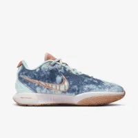 Nike LeBron XXI 