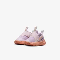 Nike Team Hustle D 12 Baby/Toddler Кросівки колір фіолетовий