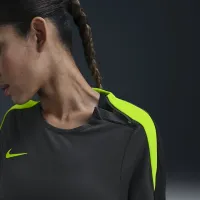 Nike Strike жіноча Dri-FIT Crew-Neck Soccer Top колір сірий