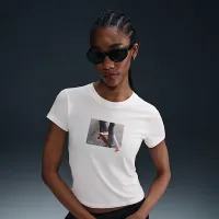 Nike Sportswear Chill Knit жіноча Slim Cropped футболка колір білий