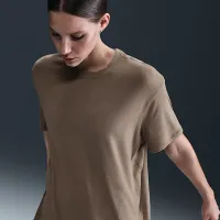 Nike One Relaxed жіноча Dri-FIT Short-Sleeve Top колір коричневий