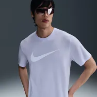 Nike Sportswear Swoosh чоловічі футболка колір фіолетовий