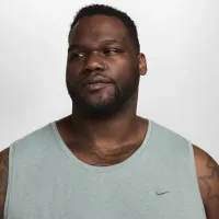 Nike Primary чоловічі Dri-FIT Versatile Tank колір зелений