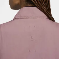 Nike Every Stitch Consideцвет красный женская Shop Coat цвет фиолетовый