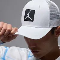 Nike Jordan Rise Structuколір червоний Hat колір білий