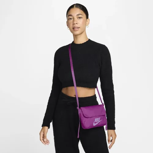 Nike Sportswear жіноча Futura 365 Crossbody сумка (3L) колір фіолетовий