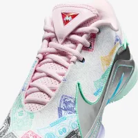 Nike LeBron XXII 