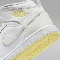 Nike Jordan 1 Mid Little дитячі Кросівки колір білий
