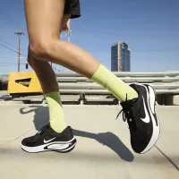 Nike Journey Run женская Road Running Кроссовки цвет черный