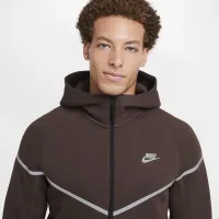 Nike Tech Windrunner чоловічі Reflective Details Fleece Full-Zip Куртка колір коричневий