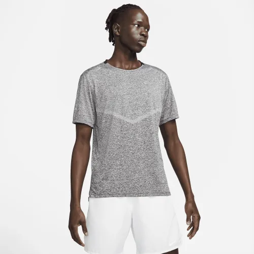Nike Rise 365 чоловічі Dri-FIT Short-Sleeve Running Top колір чорний