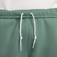 Nike Solo Swoosh чоловічі Fleece шорти колір зелений