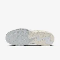 Nike Air Max Excee жіноча Кросівки колір білий