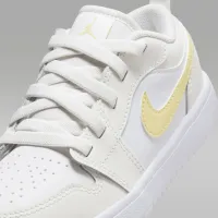 Nike Jordan 1 Low Alt Little дитячі Кросівки колір білий