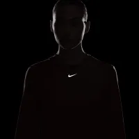 Nike Dri-FIT Swift Element UV женская Crew-Neck Running Top цвет красный