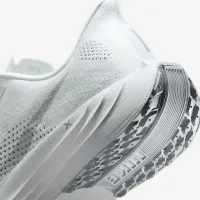 Nike Pegasus Plus чоловічі Road Running Кросівки колір білий