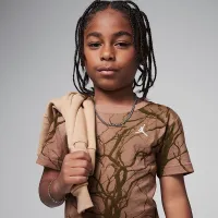 Nike Jordan Little детские Family Tree Printed футболка цвет коричневый