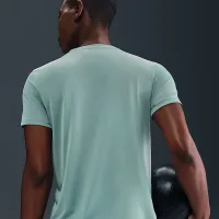 Nike Dri-FIT жіноча футболка колір зелений