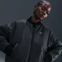 Nike Sportswear женская Therma-FIT Reversible Bomber Куртка цвет черный