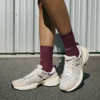 Nike V2K Run Premium женская Кроссовки цвет серый