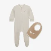 Nike Baby (0-6M) 8-Piece Boxed Gift комплект колір коричневий