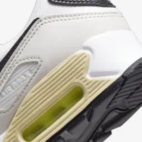 Nike Air Max 90 жіноча Кросівки колір білий