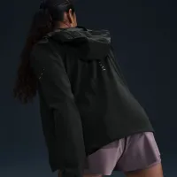 Nike Swift жіноча Repel Packable Running Куртка колір чорний