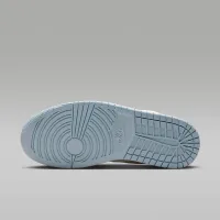 Nike Air Jordan 1 Low жіноча Кросівки колір білий