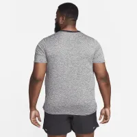 Nike Rise 365 мужские Dri-FIT Short-Sleeve Running Top цвет черный