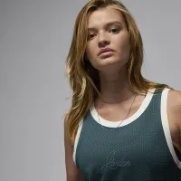 Nike Jordan Heritage женская Костюм цвет зеленый