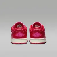 Nike Air Jordan 1 Low SE жіноча Кросівки Pink