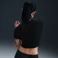 Nike Sportswear Chill Knit женская Cropped футболка цвет черный