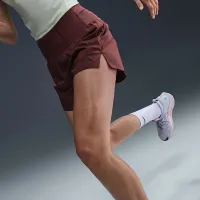 Nike Trail женская Dri-FIT Brief-Lined Running шорты цвет коричневый