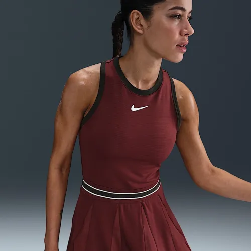 NikeCourt Slam жіноча Dri-FIT Tennis Костюм колір червоний