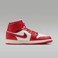 Nike Air Jordan 1 Mid SE жіноча Кросівки колір білий