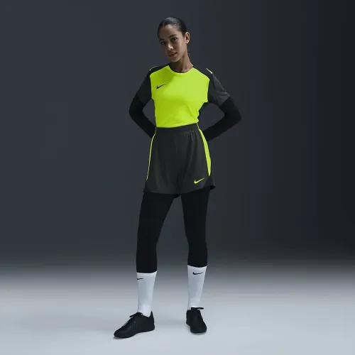 Nike Strike жіноча Dri-FIT Soccer шорти колір сірий