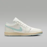 Nike Air Jordan 1 Low жіноча Кросівки колір білий