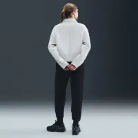 Nike Sportswear Tech Fleece женская Tailoцвет красный Куртка цвет серый