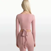 NikeSKIMS Stretch Knit женская Long-Sleeve Wrap Top цвет красный