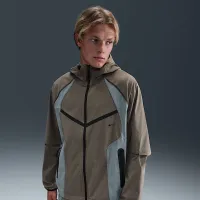 Nike Tech чоловічі Dri-FIT Woven Color-Block Windrunner оверсайз Куртка колір сірий