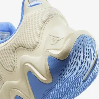 Nike Giannis Immortality 2 баскетбольні Кросівки колір білий