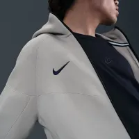 Tottenham Hotspur Tech Windrunner чоловічі Nike Soccer Fleece Full-Zip Толстовка з капюшоном колір сірий