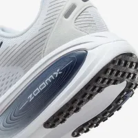 Nike Vomero 18 жіноча Road Running Кросівки колір білий