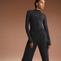 NikeSKIMS Matte Tricot жіноча Side-Snap Pants колір чорний