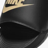 Nike Victori One чоловічі Slides колір чорний