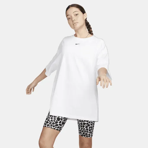 Nike Sportswear Essential жіноча оверсайз футболка колір білий