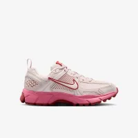 Nike Vomero 5 Big дитячі Кросівки with Reflective Accents Pink